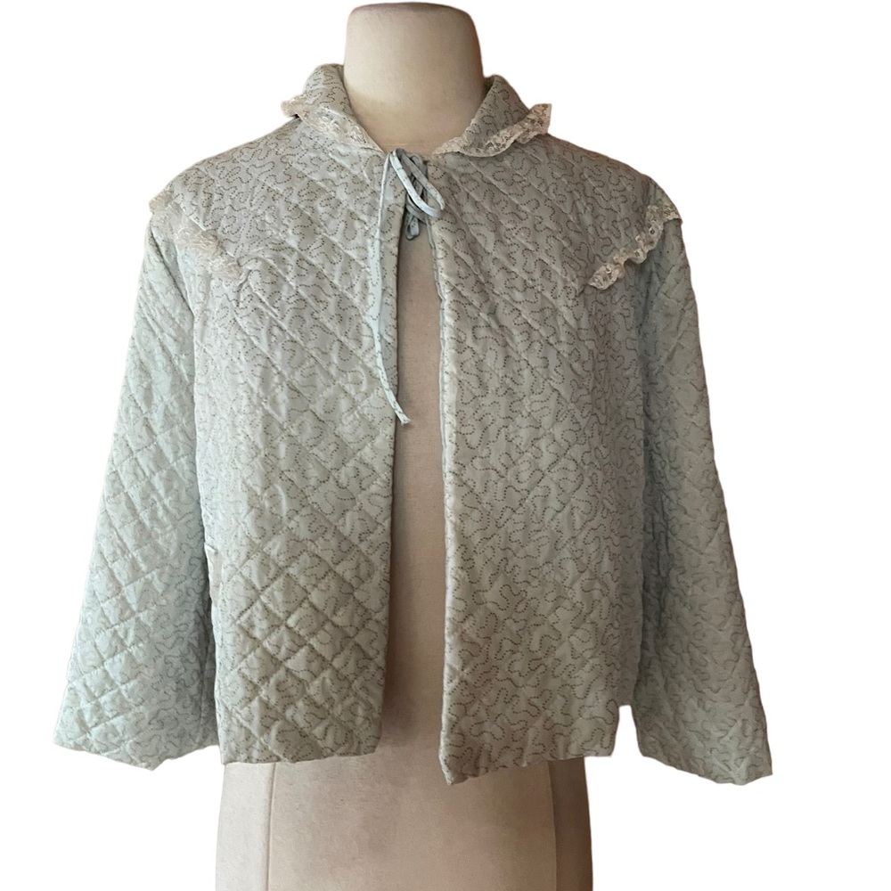 1950s/60 Baby Blue & Gold Quilted Combing Jacket with Lace Trim